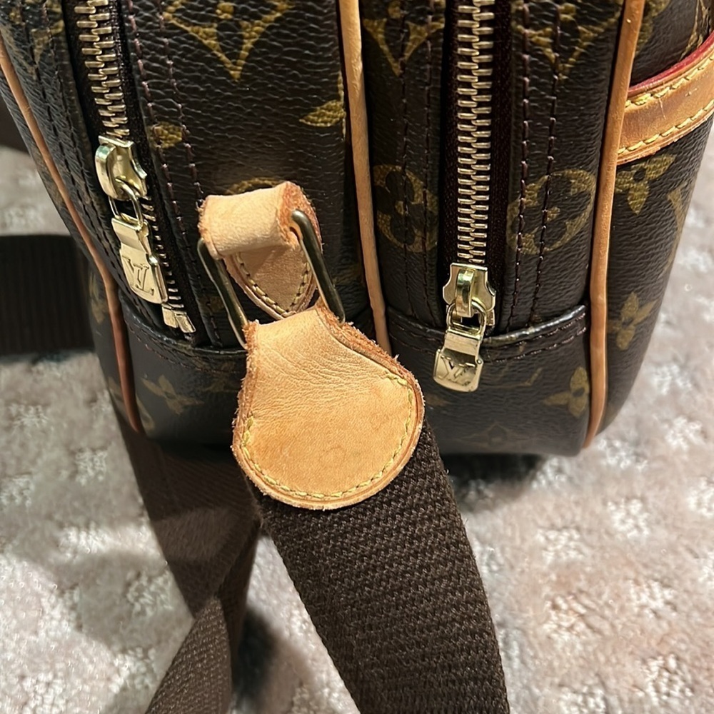 Louis Vuitton Reporter Pm Shoulder - Picture 6 of 6